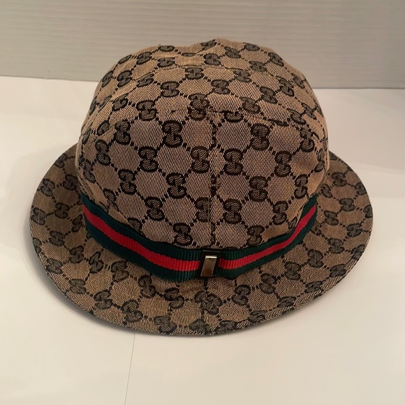 Autnentic Gucci unisex bucket hat 1990’s. Excellent condition. Statement piece. - Picture 1 of 7